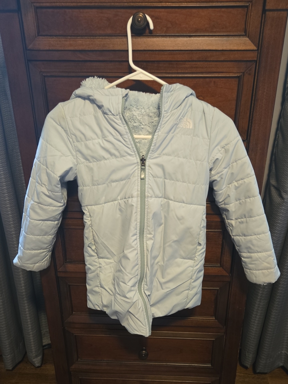 The North Face Light Blue Girls' Hooded Puffer Jacket